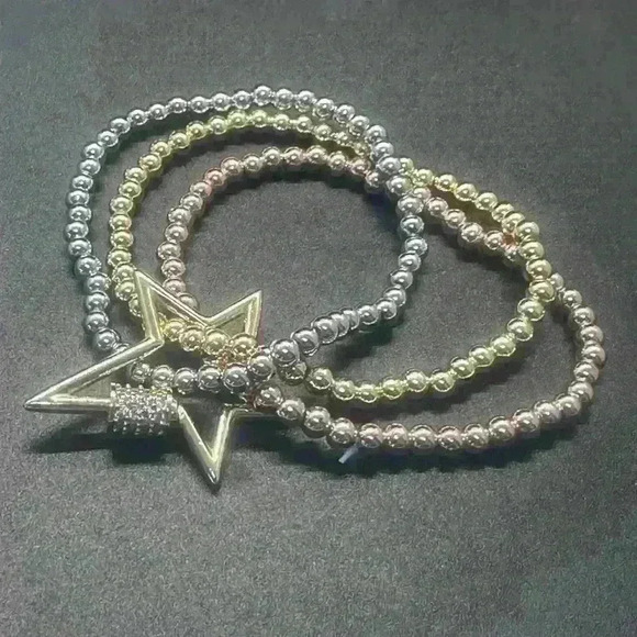 Bracelet Trio Mixed Metals with Rhinestone Star Charm ๐๐๐ - Picture 1 of 3